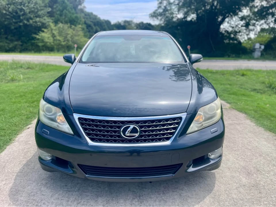 2011 Lexus LS 4th Gen - Image 2 of 19