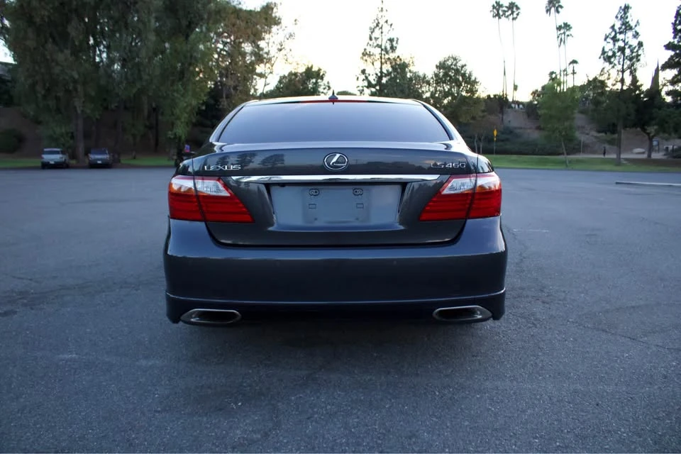 2011 Lexus LS 4th Gen - Image 5 of 20