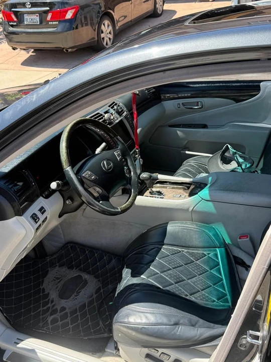 2011 Lexus LS 4th Gen - Image 7 of 10