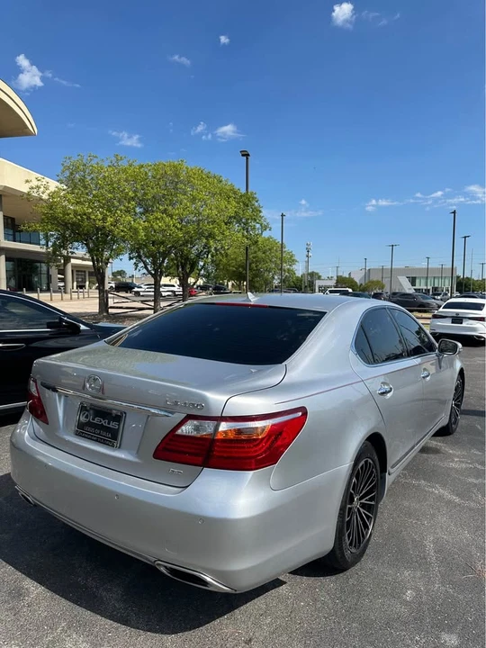 2011 Lexus LS 4th Gen - Image 2 of 19