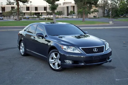 2011 Lexus LS 460 Sedan 4D