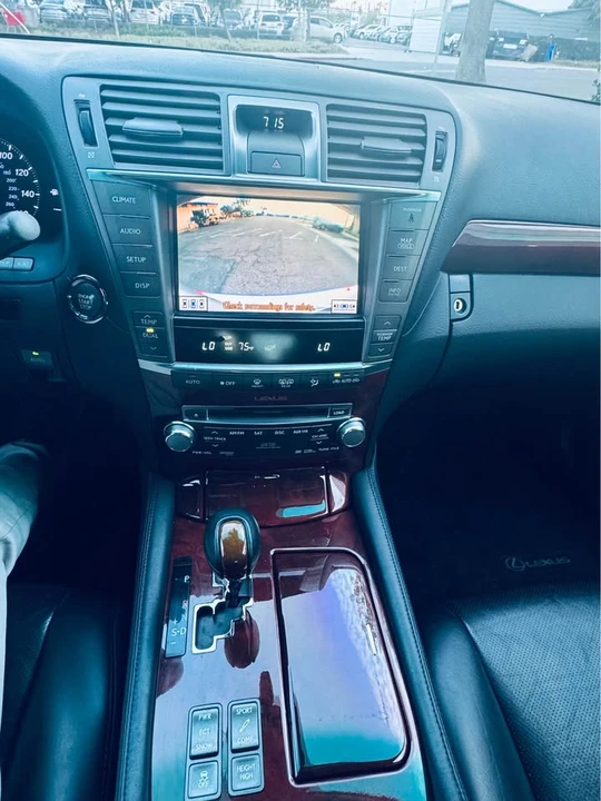 2011 Lexus LS 4th Gen - Image 15 of 20
