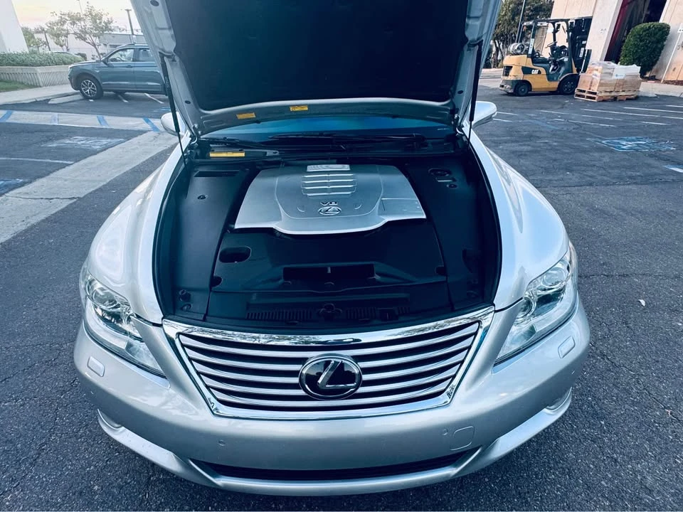 2011 Lexus LS 4th Gen - Image 13 of 20