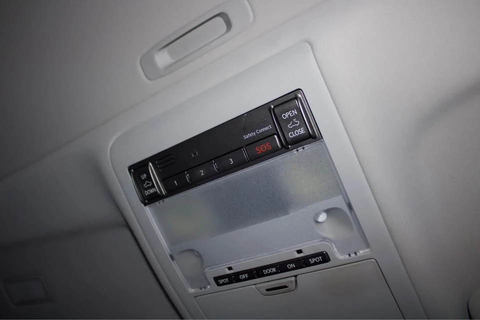 2011 Lexus LS 4th Gen - Image 17 of 20