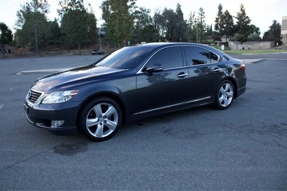 2011 Lexus LS 4th Gen - Image 2 of 20