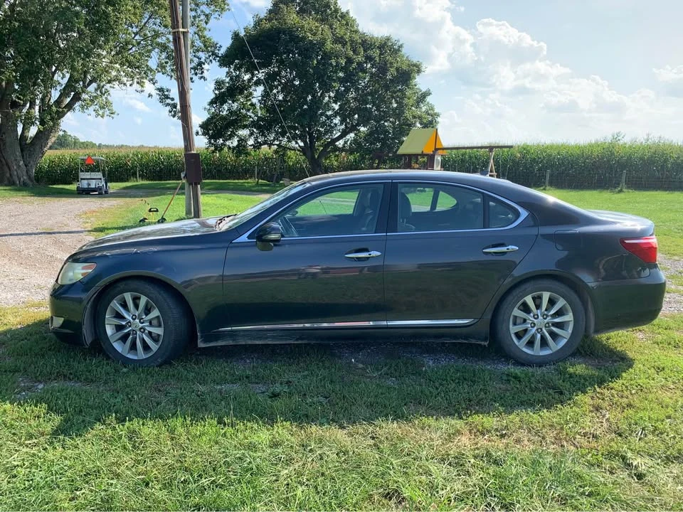 2011 Lexus LS 4th Gen - Image 2 of 11