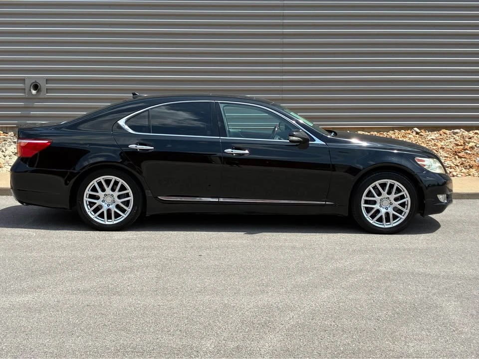 2011 Lexus LS 4th Gen - Image 7 of 20