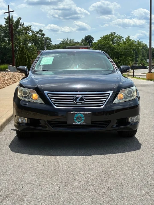 2011 Lexus LS 4th Gen - Image 5 of 20