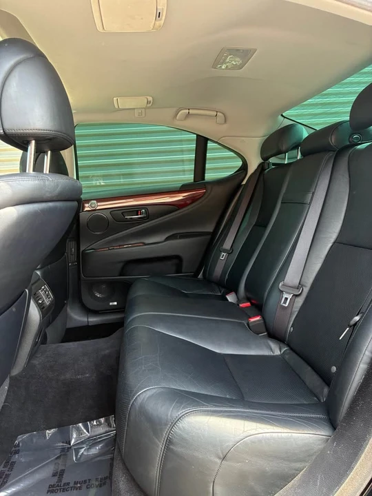 2011 Lexus LS 4th Gen - Image 11 of 20