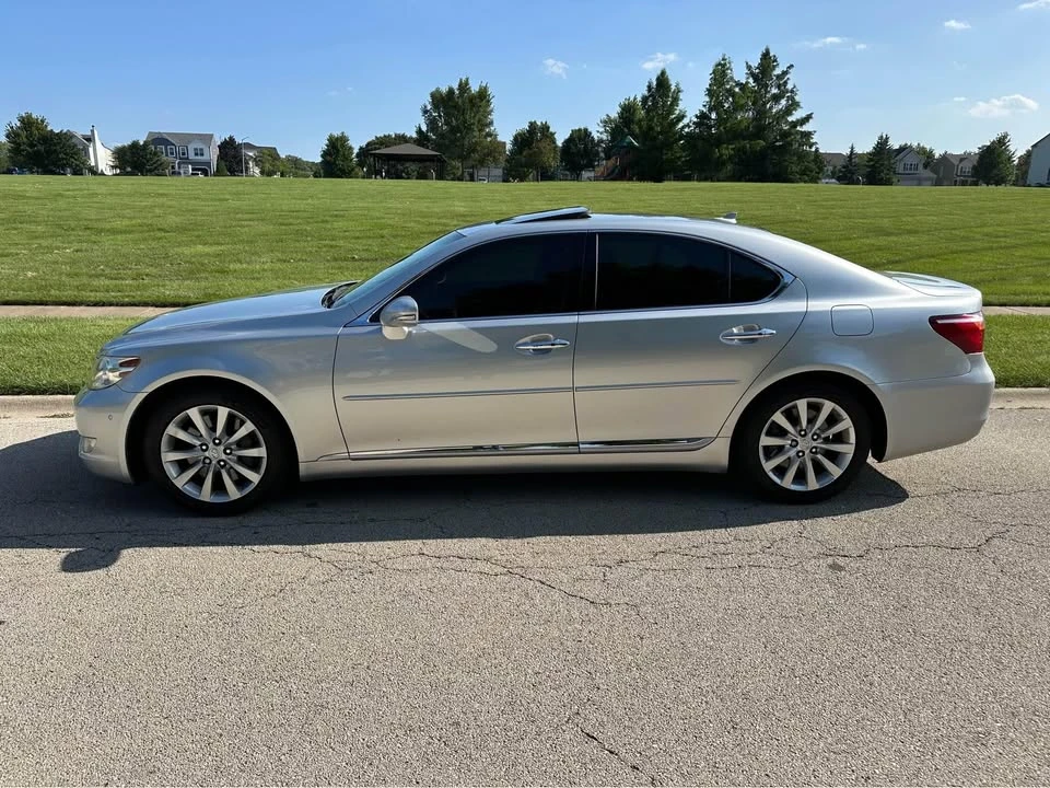 2011 Lexus LS 4th Gen - Image 2 of 9