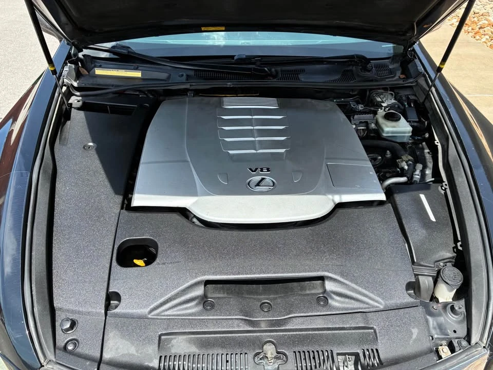 2011 Lexus LS 4th Gen - Image 16 of 20