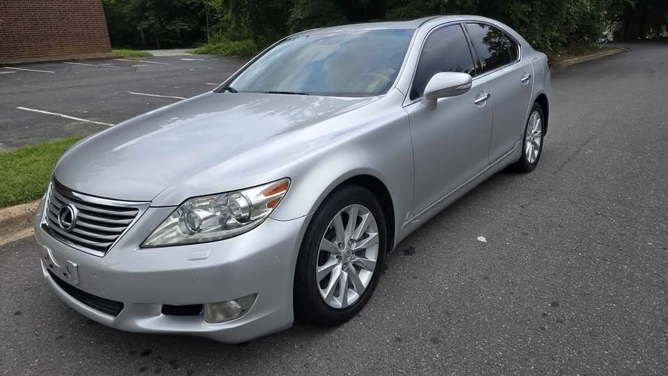 2011 Lexus LS 4th Gen - Image 3 of 17