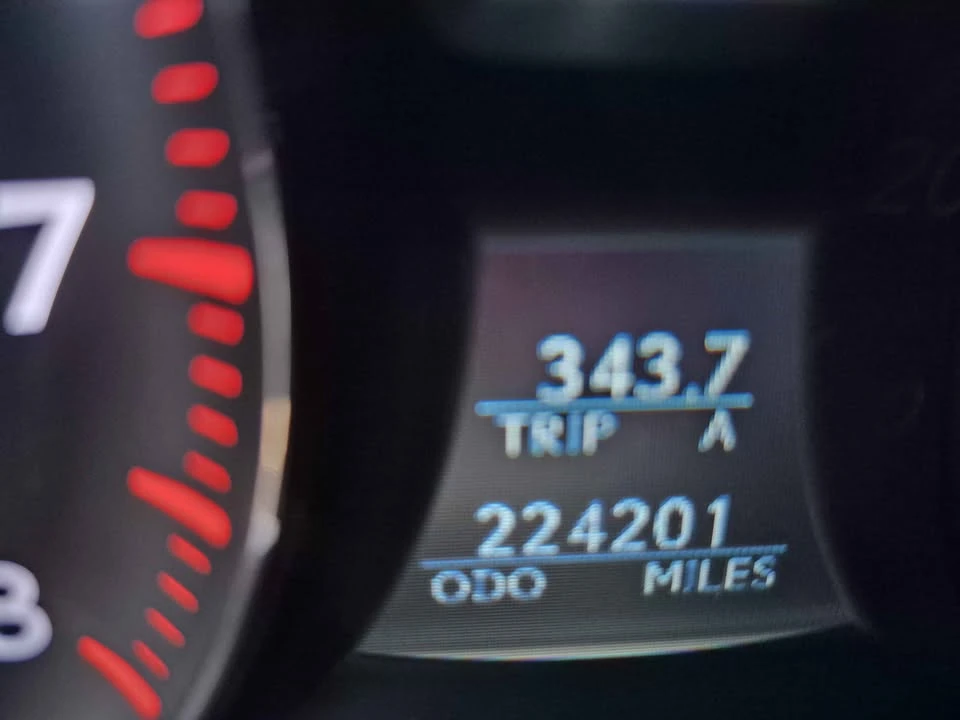 2011 Lexus LS 4th Gen - Image 14 of 17