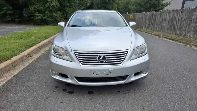 2011 Lexus LS 460 Sedan 4D