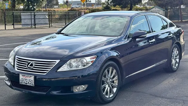 2011 Lexus LS 460 Sedan 4D