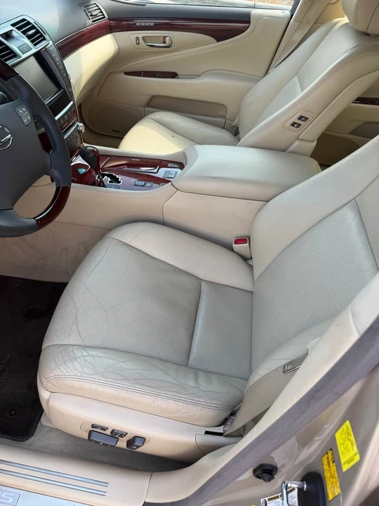2011 Lexus LS 4th Gen - Image 5 of 7