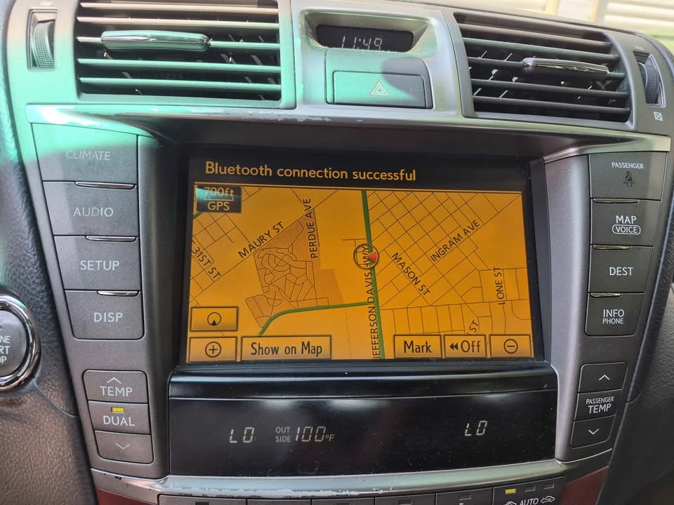 2011 Lexus LS 4th Gen - Image 13 of 17