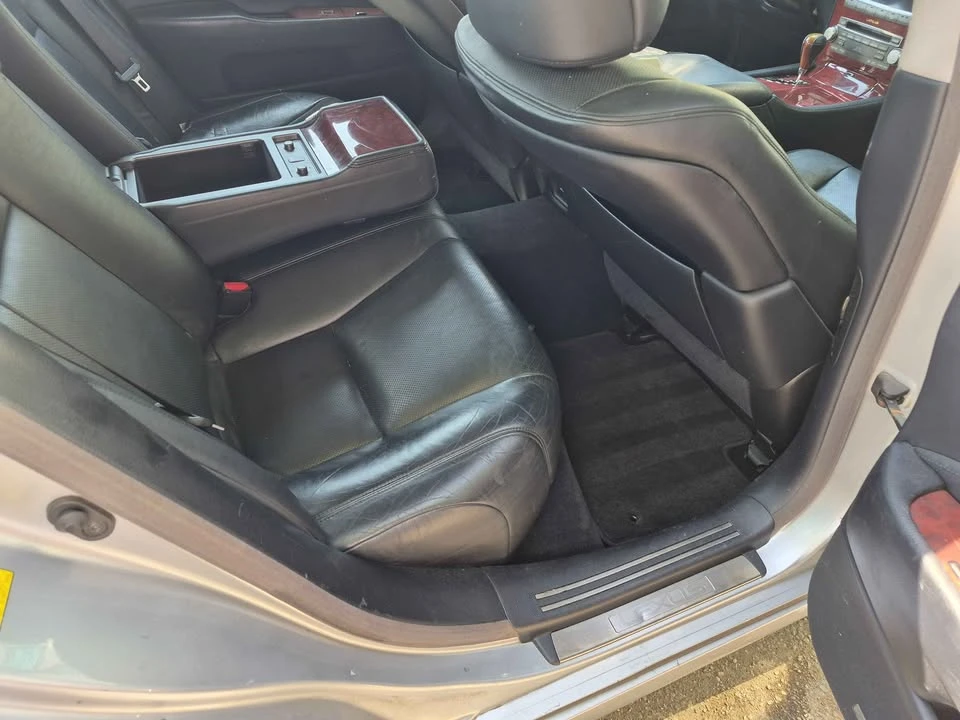 2011 Lexus LS 4th Gen - Image 7 of 17