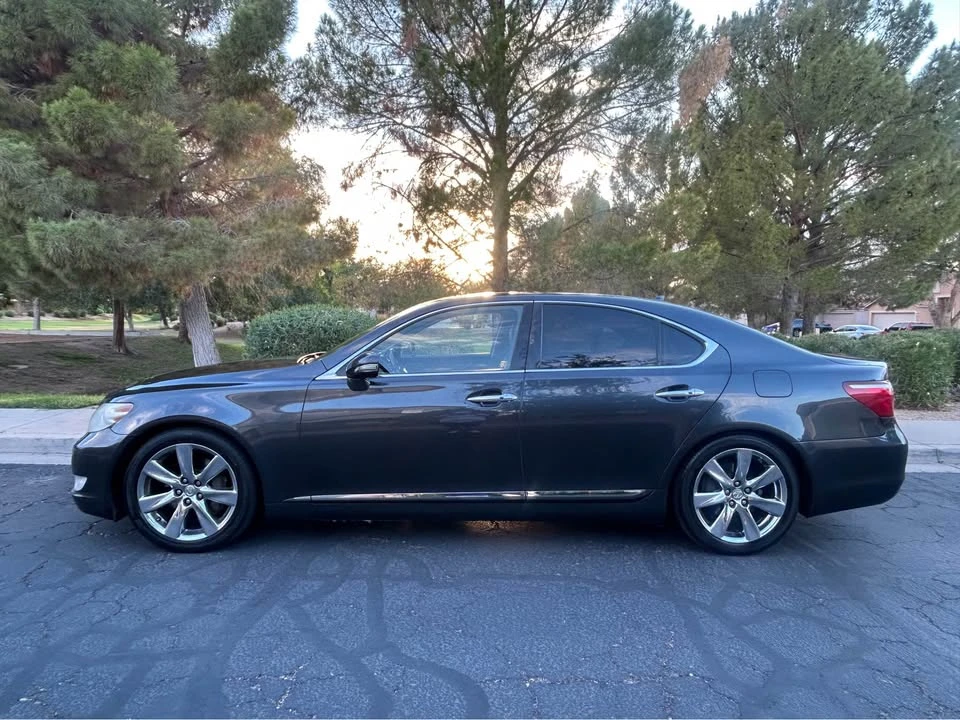 2011 Lexus LS 4th Gen - Image 6 of 19