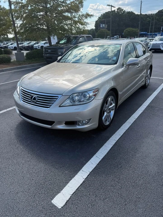 2011 Lexus LS 4th Gen - Image 6 of 7