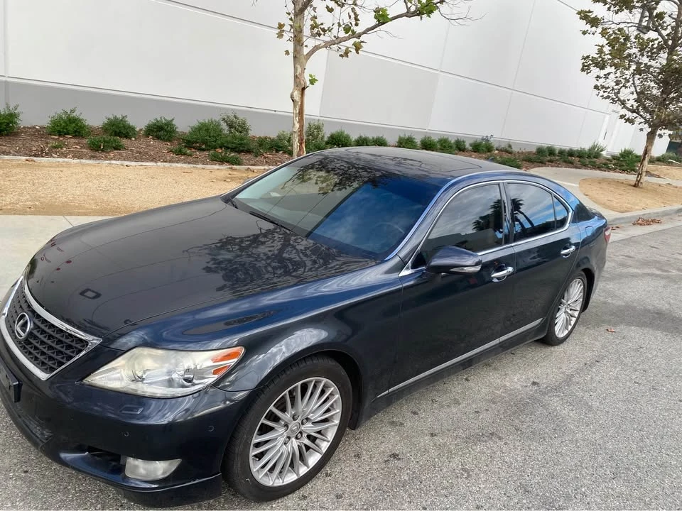 2011 Lexus LS 4th Gen - Image 4 of 6