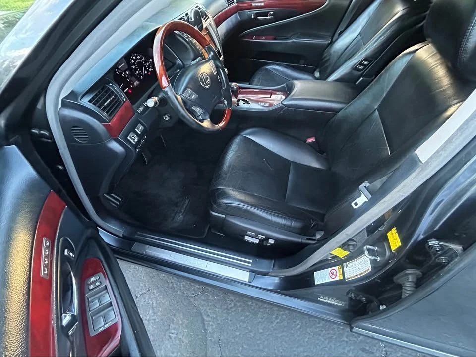 2011 Lexus LS 4th Gen - Image 2 of 19