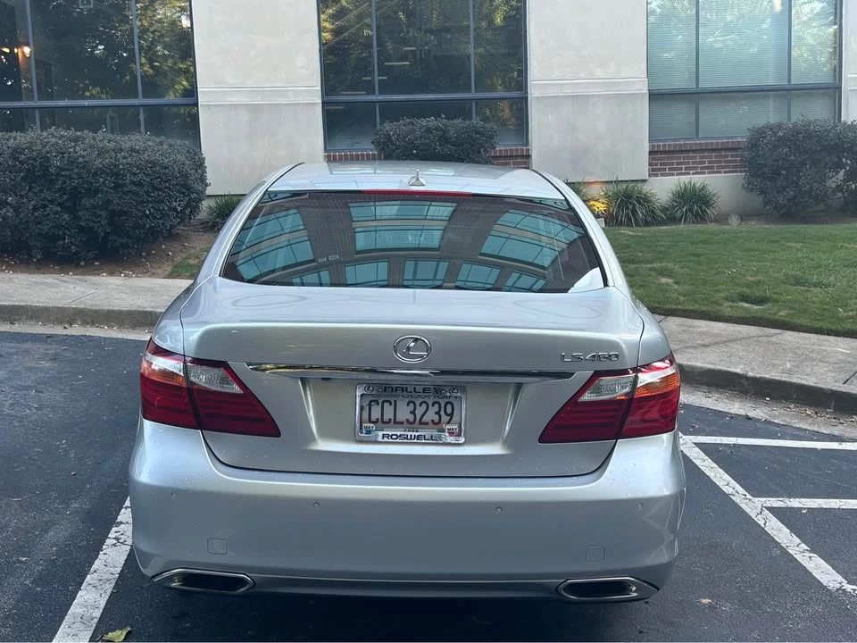 2011 Lexus LS 4th Gen - Image 3 of 10