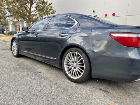 2011 Lexus LS 460 Sedan 4D