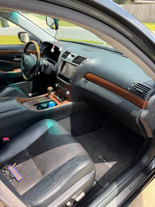 2011 Lexus LS 4th Gen - Image 5 of 9