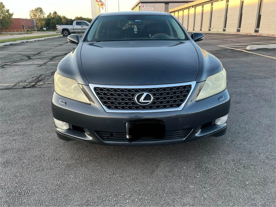 2011 Lexus LS 4th Gen - Image 3 of 12