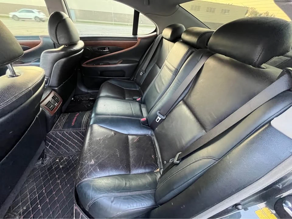 2011 Lexus LS 4th Gen - Image 11 of 12