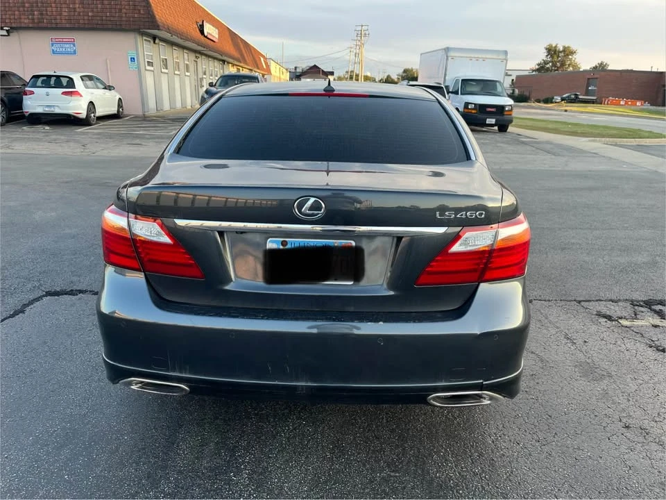 2011 Lexus LS 4th Gen - Image 6 of 12