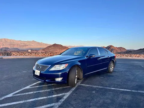 2011 Lexus LS 460 Sedan 4D