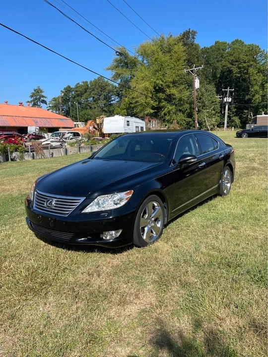 2011 Lexus LS 4th Gen - Image 9 of 16