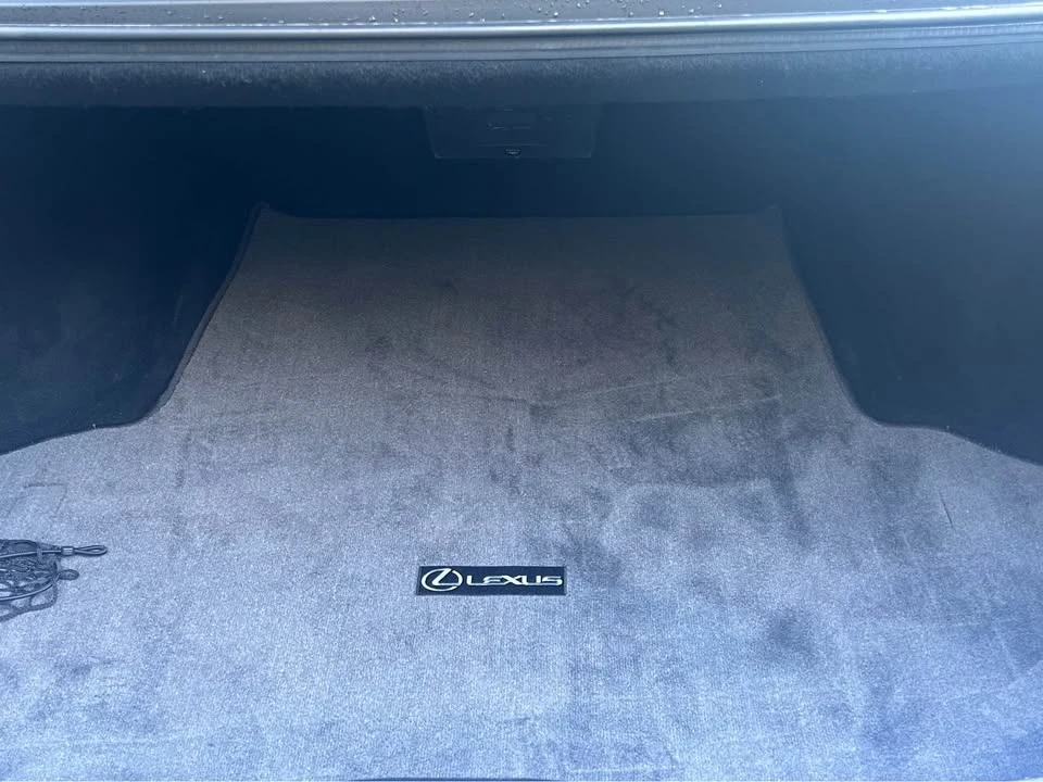 2011 Lexus LS 4th Gen - Image 7 of 10