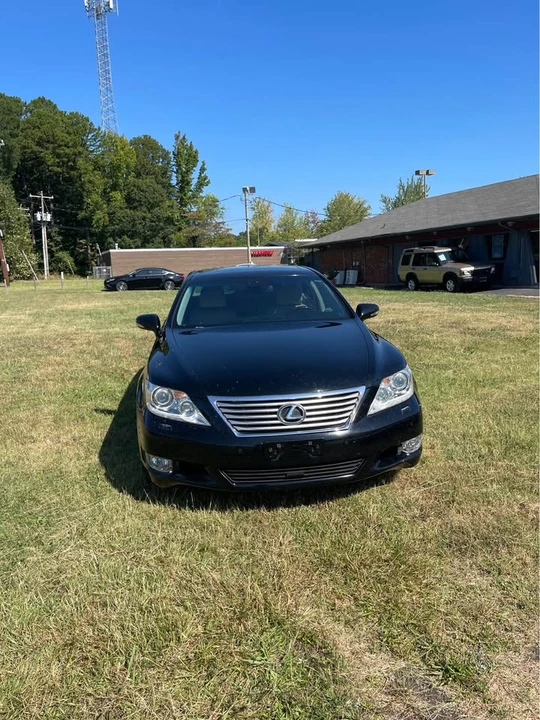 2011 Lexus LS 4th Gen - Image 8 of 16