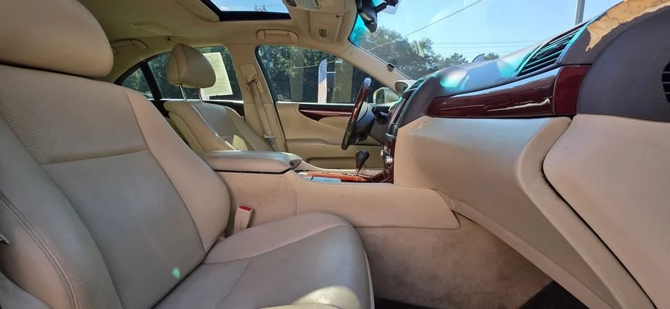 2011 Lexus LS 4th Gen - Image 13 of 19