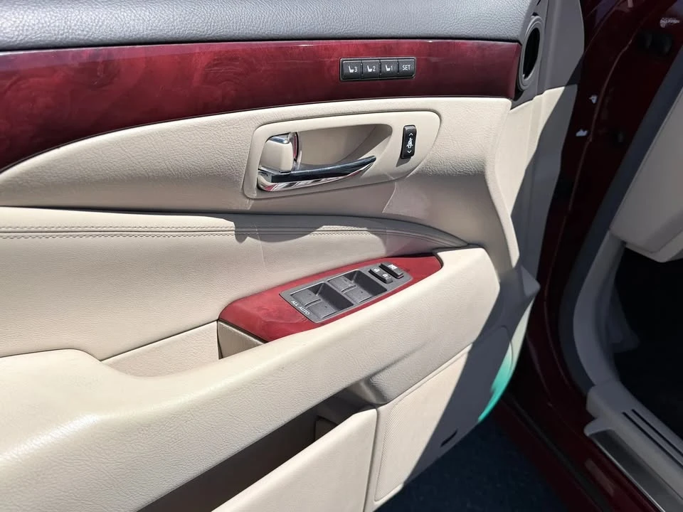 2011 Lexus LS 4th Gen - Image 10 of 20