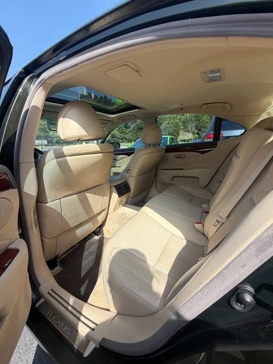 2011 Lexus LS 4th Gen - Image 7 of 12
