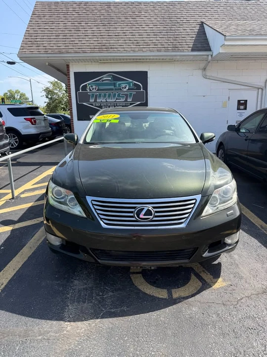 2011 Lexus LS 4th Gen - Image 2 of 12