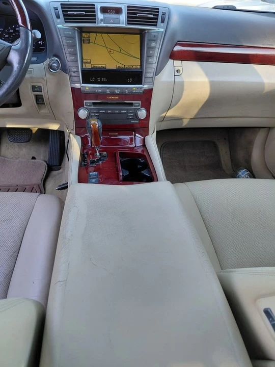 2011 Lexus LS 4th Gen - Image 11 of 14