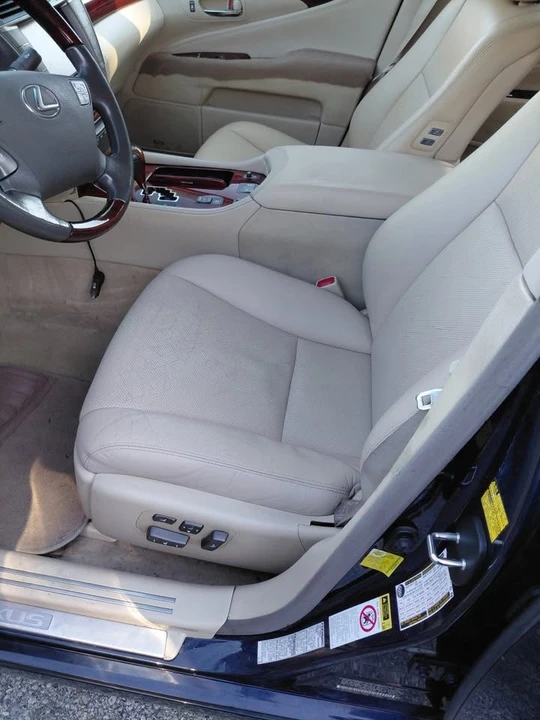 2011 Lexus LS 4th Gen - Image 10 of 14