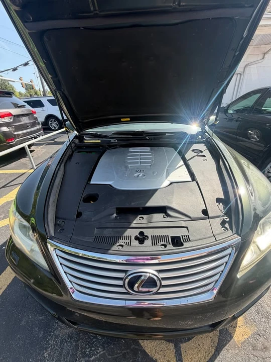 2011 Lexus LS 4th Gen - Image 12 of 12