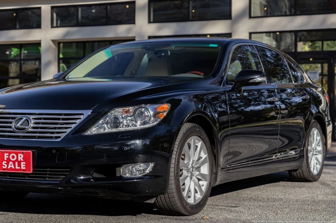 2011 Lexus LS 4th Gen - Image 19 of 21