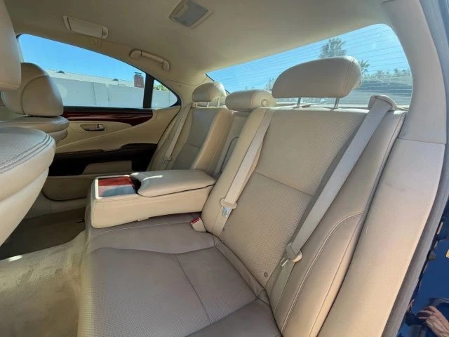 2011 Lexus LS 4th Gen - Image 5 of 14