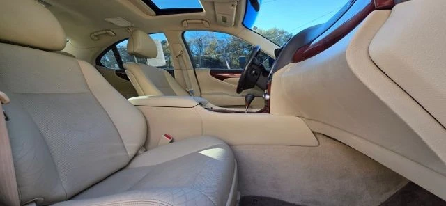 2011 Lexus LS 4th Gen - Image 15 of 21