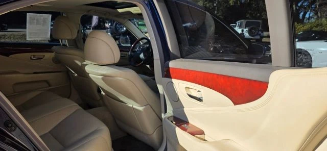 2011 Lexus LS 4th Gen - Image 17 of 21