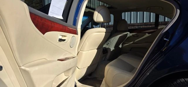 2011 Lexus LS 4th Gen - Image 21 of 21