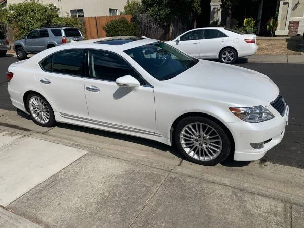 2011 Lexus LS 4th Gen - Image 3 of 23
