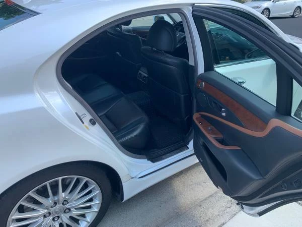 2011 Lexus LS 4th Gen - Image 16 of 23